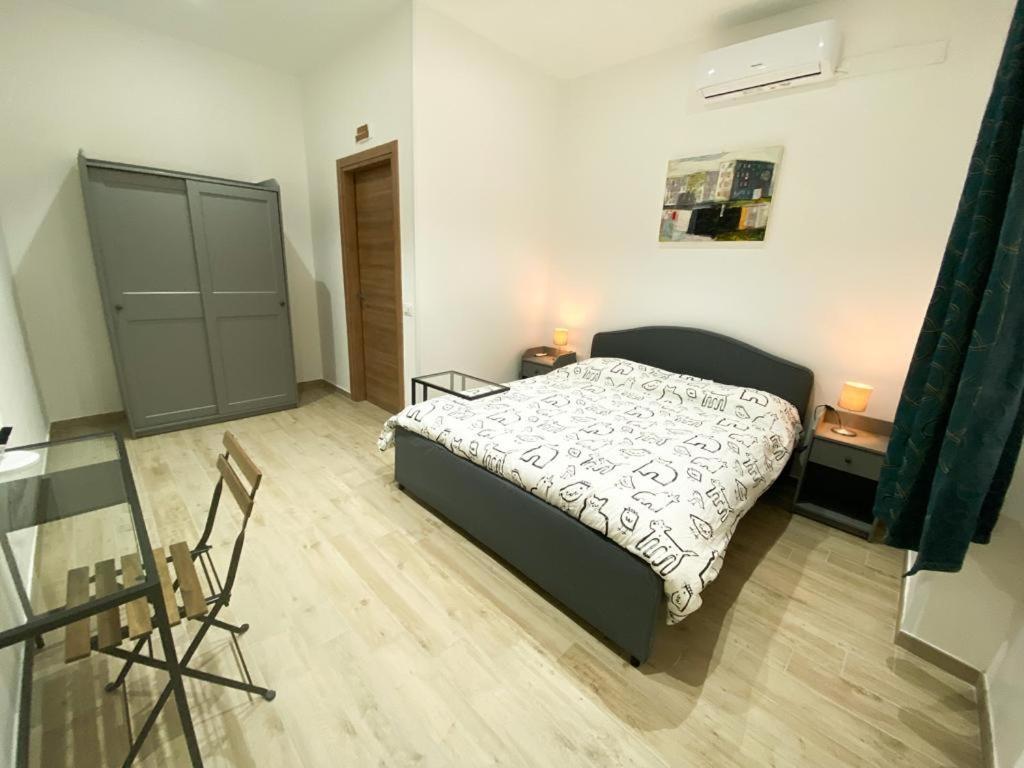 Residenza Sul Corso Apartment Salerno Luaran gambar
